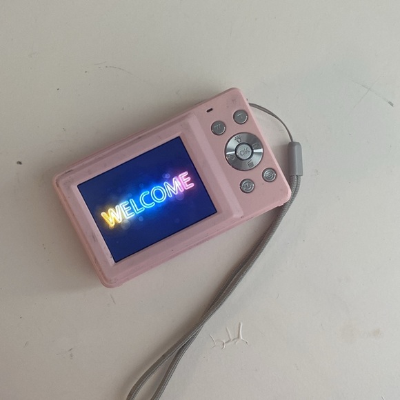 Digital Camera, FHD 1080P Camera with 16X Zoom Anti Shake like-new - Picture 6 of 6